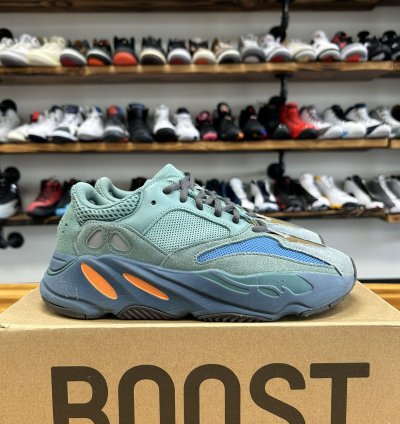 76005 Yeezy Boost 700 Faded Azure