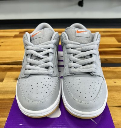 76037 Nike Dunk Low Sb Orange Label Grey Gum