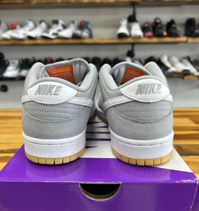 76037 Nike Dunk Low Sb Orange Label Grey Gum