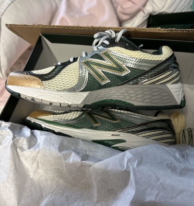 Aime On Dore New Balance 860v2