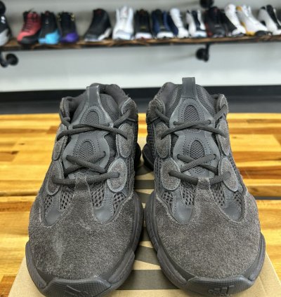 76331 Yeezy 500 Utility Black