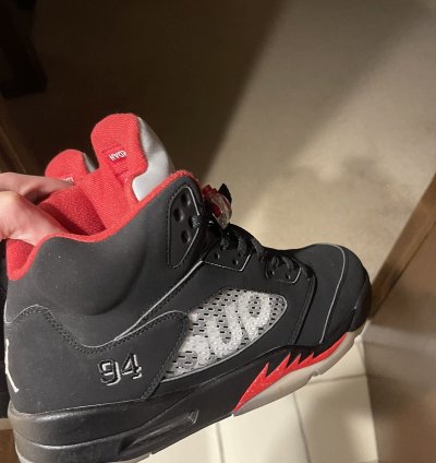Jordan 5 Supreme Black Colorway