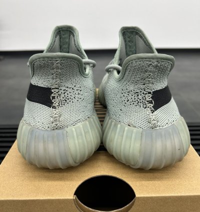 77104 Yeezy Boost 350 V2 Salt