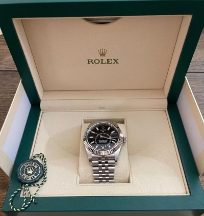 Rolex Sky-dweller Like New Jubilee Fullset
