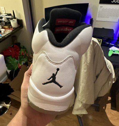 Jordan 5 Supreme Nike