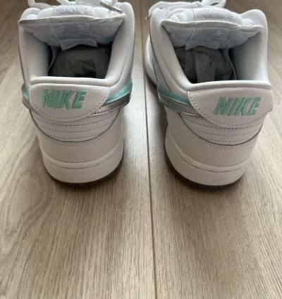 Nike Sb Dunk Low Diamond Supply Co White Diamond