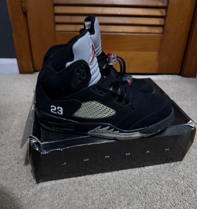 Jordan 5s Metallic 2011 Size 8