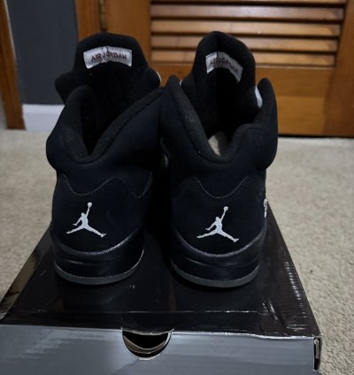 Jordan 5s Metallic 2011 Size 8