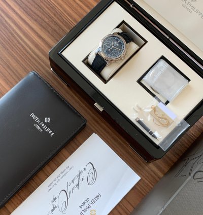 Patek Philippe Perpetual Calendar Chronograph 5270g Blue Dial Perpetual Calendar Chronograph