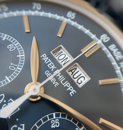 Patek Philippe Perpetual Calendar Chronograph 5270g Blue Dial Perpetual Calendar Chronograph