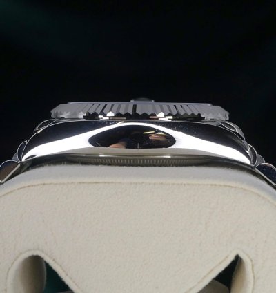 Rolex Sky-dweller Mint Complete Set Sky-dweller Blue Dial Jubilee Bracelet Fluted Bezel Steel 326934