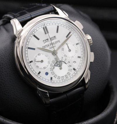 Patek Philippe Perpetual Calendar Chronograph 5270g-001