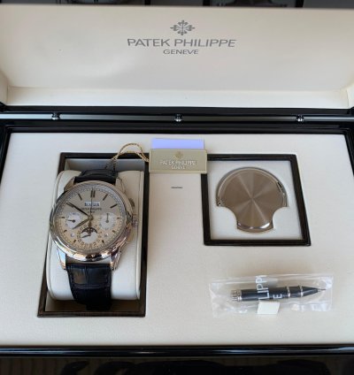 Patek Philippe Perpetual Calendar Chronograph 5270g-001 White Gold Perpetual Calendar