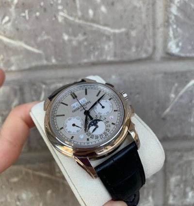 Patek Philippe Perpetual Calendar Chronograph 5270g-001 White Gold Perpetual Calendar