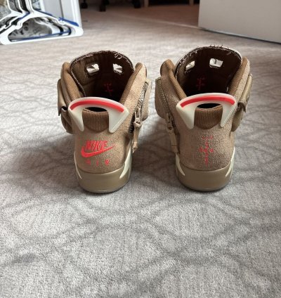Jordan 6 Travis Scott
