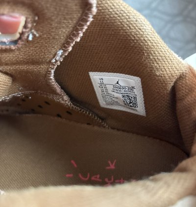 Jordan 6 Travis Scott