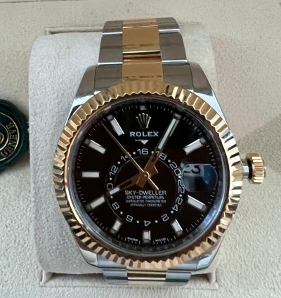 Rolex Sky-dweller Neu
