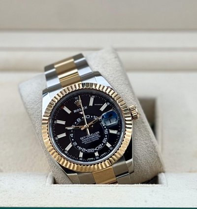 Rolex Sky-dweller Never Worn