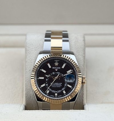 Rolex Sky-dweller Never Worn