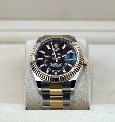 Rolex Sky-dweller Never Worn