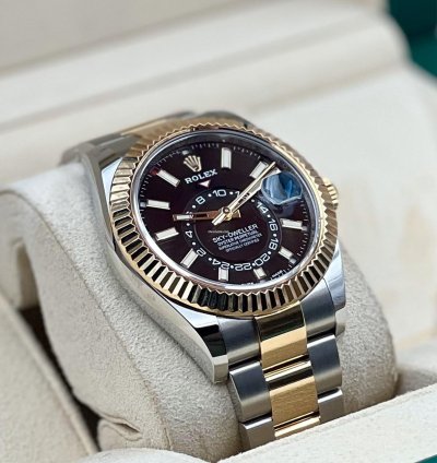 Rolex Sky-dweller Never Worn