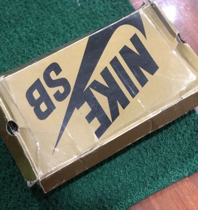 Nike Sb Dunk Low Gibson Guitar Case