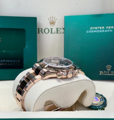 Rolex Daytona Rose Gold Black Dial 2024 126505 Full Set