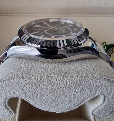Rolex Sky-dweller New