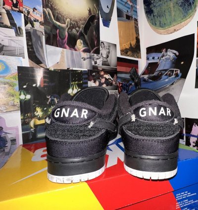 Nike Sb Dunk Low Gnar Hunters
