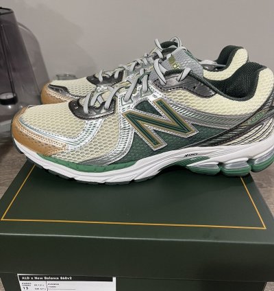 Ald New Balance 860v2