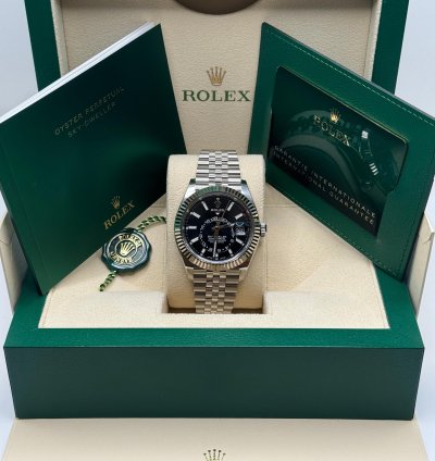 Rolex Sky-dweller New 2023 Black Dial White Gold Fluted Bezel Jubilee Bracelet 42mm Stainless