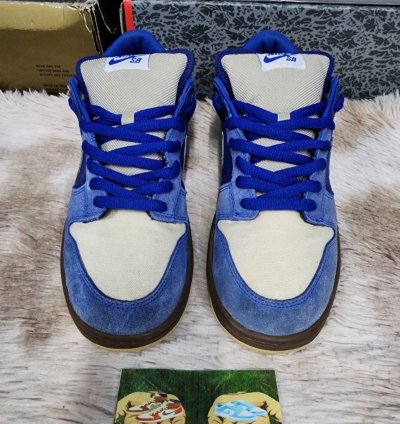 Nike Sb Dunk Low Gold Rail