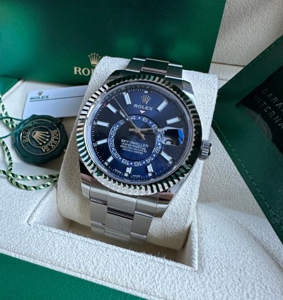 Rolex Sky-dweller New 2023 Blue Dial Stainless Steel Oyster Bracelet Fluted Bezel 42mm