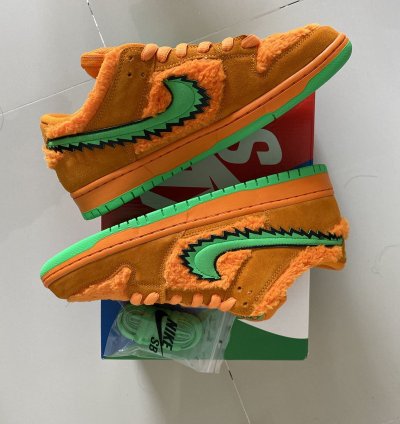 Nike Sb Dunk Low Grateful Dead