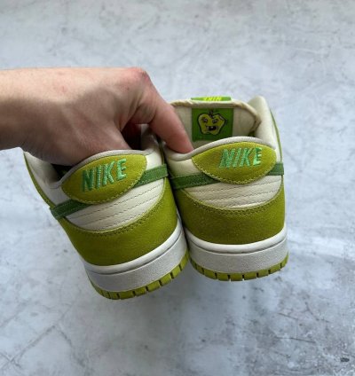 Nike Sb Dunk Low Green Apple