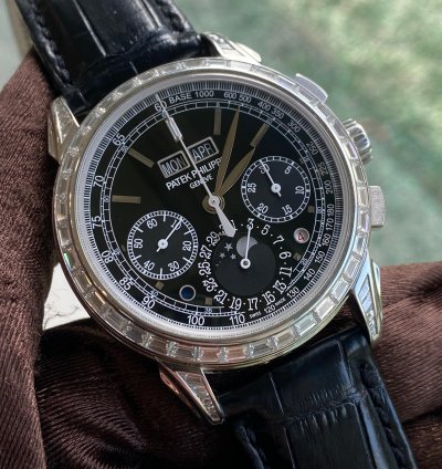 Patek Philippe Perpetual Calendar Chronograph 5271p-001