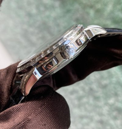 Patek Philippe Perpetual Calendar Chronograph 5271p-001