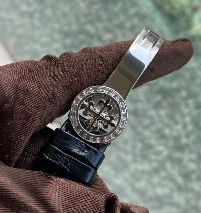 Patek Philippe Perpetual Calendar Chronograph 5271p-001