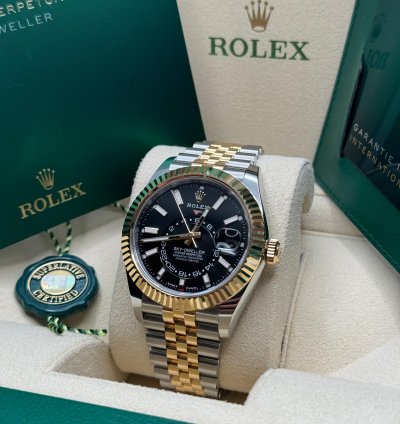 Rolex Sky-dweller New 2024 336933 Jubilee Bracelet Black Dial - Two Tone Yellow Gold