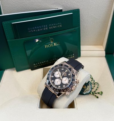 Rolex Daytona Rose Gold Cosmograph Daytona Watch - Black Bezel - Black And Sundust Diamond Dial 126515