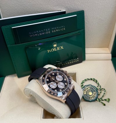 Rolex Daytona Rose Gold Cosmograph Daytona Watch - Black Bezel - Black And Sundust Diamond Dial 126515
