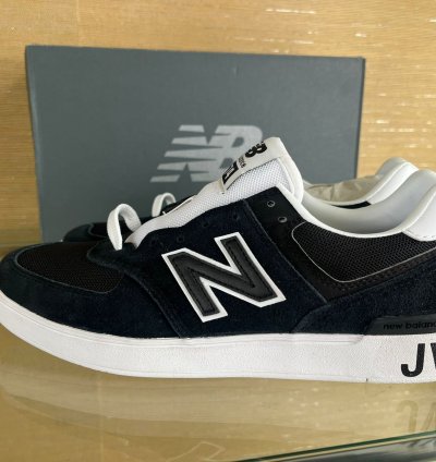 Am574eyc Logo Low Top Sneakers In Black