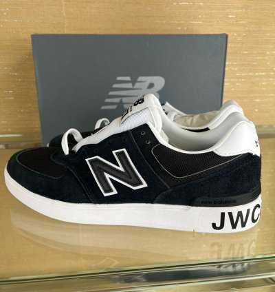 Am574eyc Logo Low Top Sneakers In Black