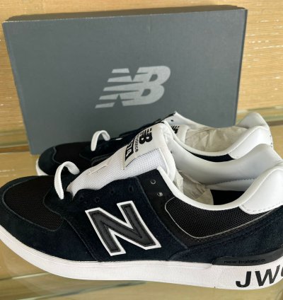 Am574eyc Logo Low Top Sneakers In Black