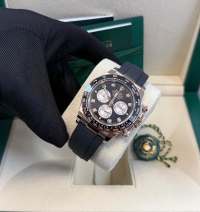 Rolex Daytona Rose Gold Cosmograph Daytona Watch - Black Bezel - Black And Sundust Diamond Dial 126515