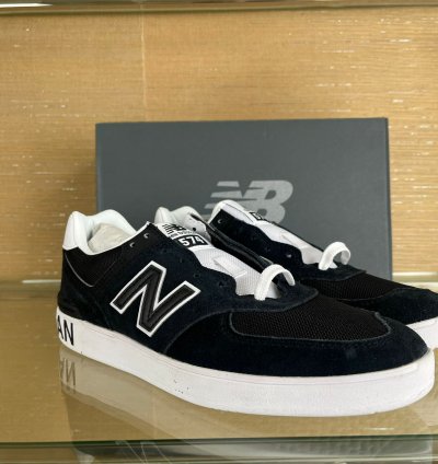 Am574eyc Logo Low Top Sneakers In Black