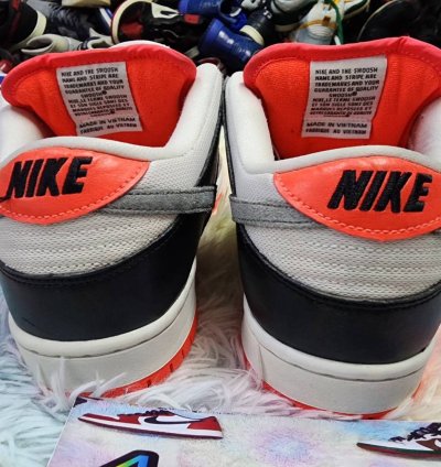 Nike Sb Dunk Low Infrared