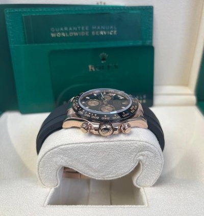 Rolex Daytona Rose Gold Daytona 40 Watch - Black Index Dial - Black Oysterflex Strap Reference 116515ln