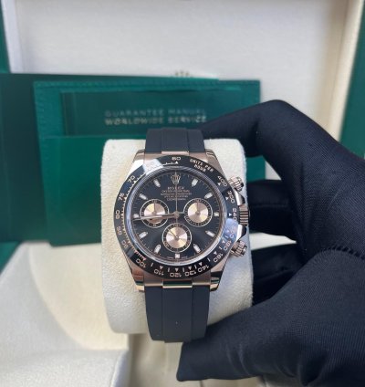 Rolex Daytona Rose Gold Daytona 40 Watch - Black Index Dial - Black Oysterflex Strap Reference 116515ln
