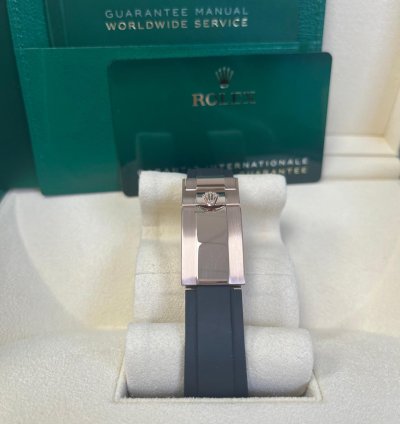 Rolex Daytona Rose Gold Daytona 40 Watch - Black Index Dial - Black Oysterflex Strap Reference 116515ln